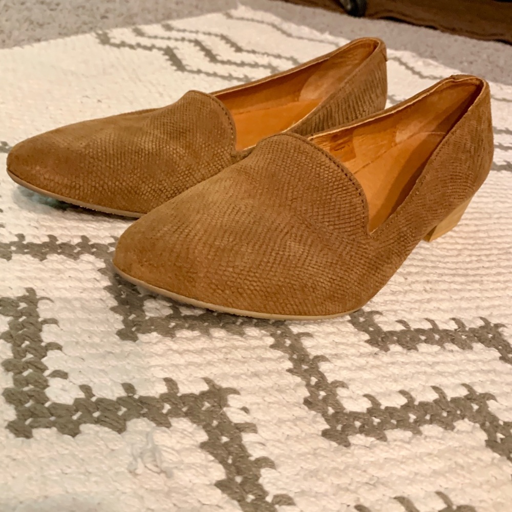 Worn Twice Sacha London Flats